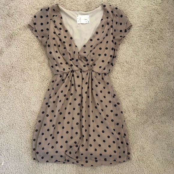 Urban Outfitters Dresses & Skirts - Tan and Black Polka Dot Cinched Mini Dress Small